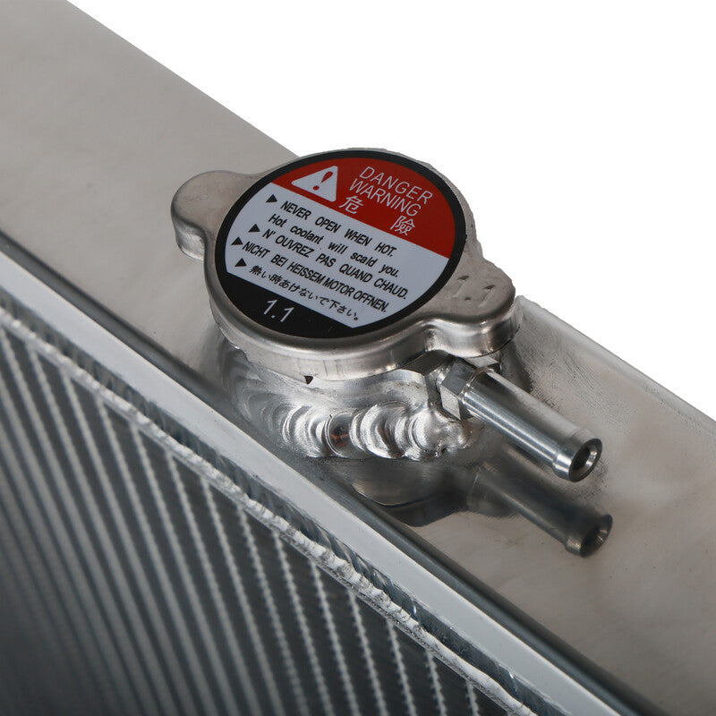 Carica immagine in Galleria Viewer, Radiatore Acqua in Alluminio Cooling Solutions XL per Nissan Skyline R32
