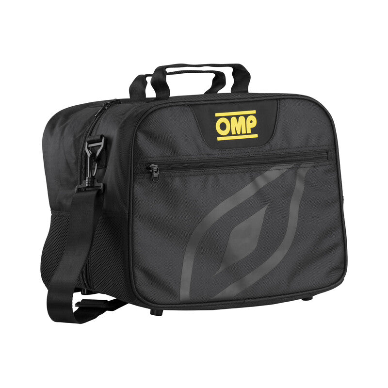 Pack Promozionale Equipaggiamento Pilota OMP First FIA